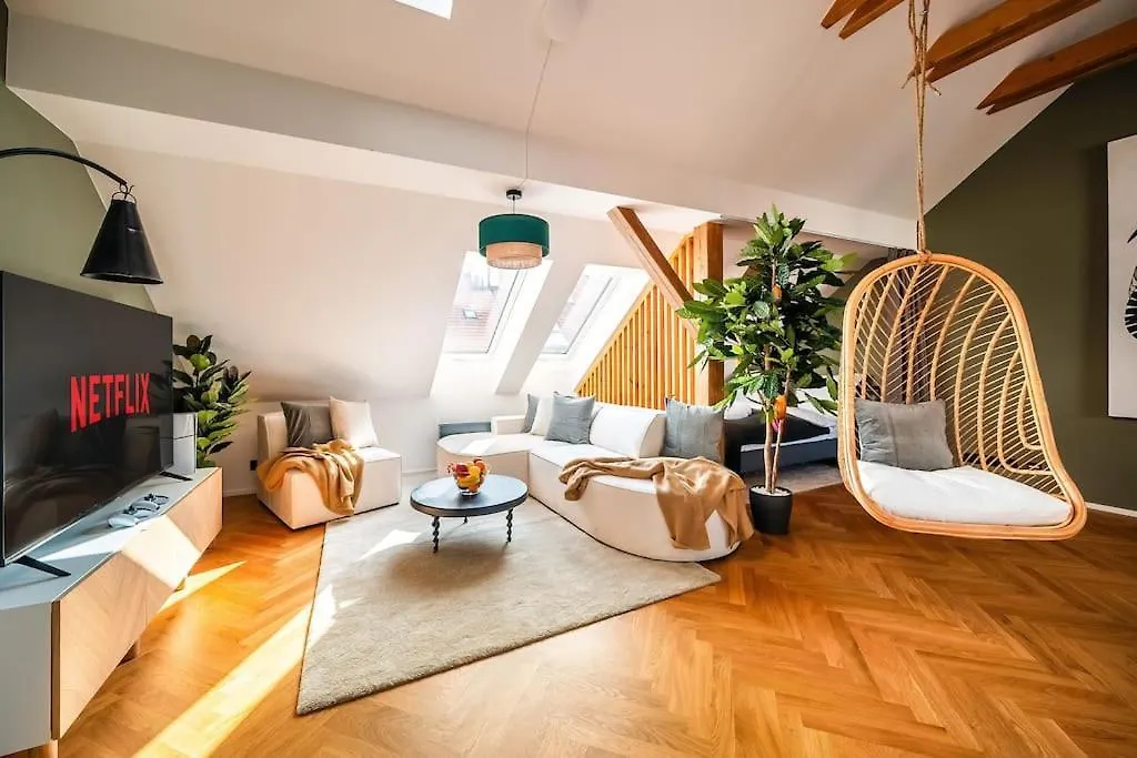 3Br Ac Heaven Of Harmony Luxpenthouse Theater View Apartment Prague